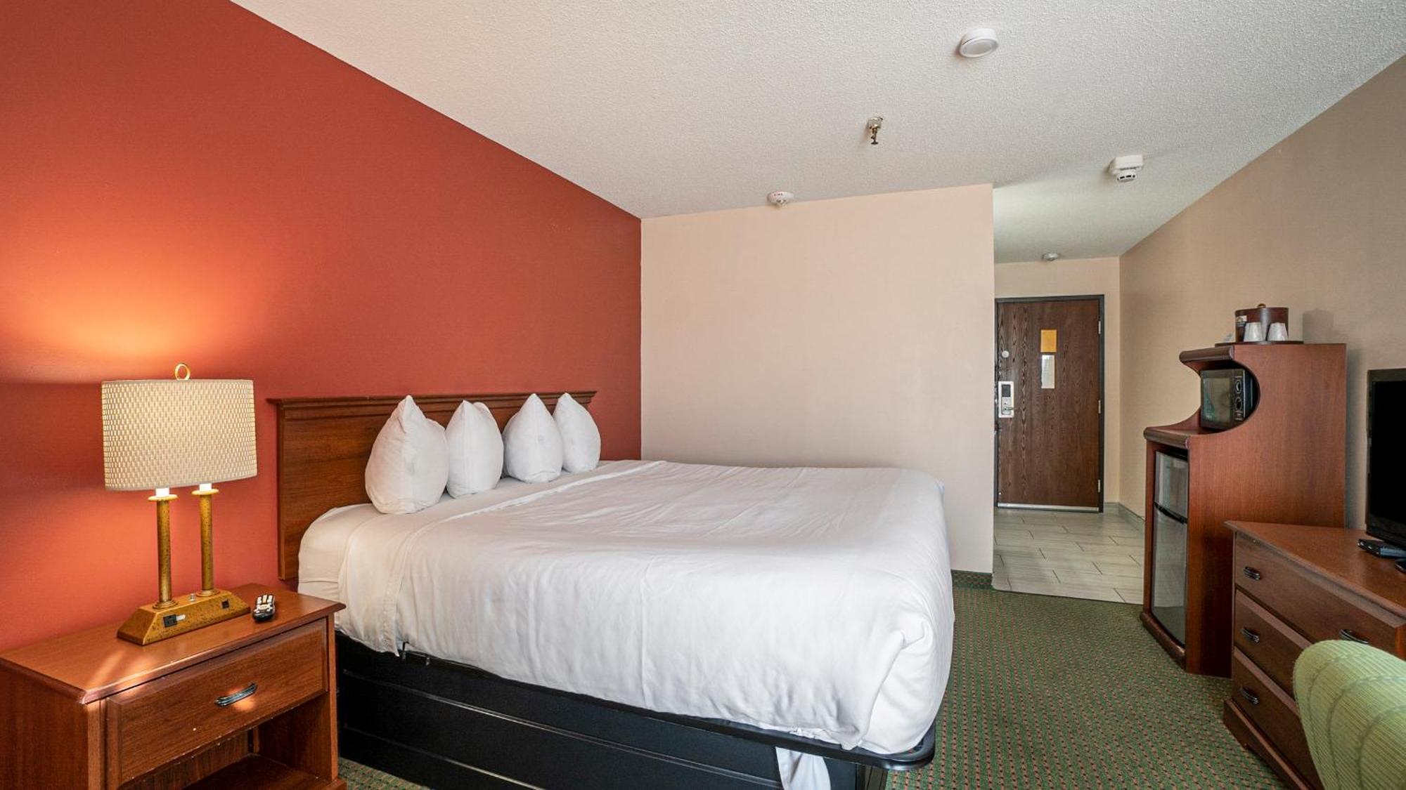 Days Inn & Suites By Wyndham Mt Pleasant Mount Pleasant Phòng bức ảnh